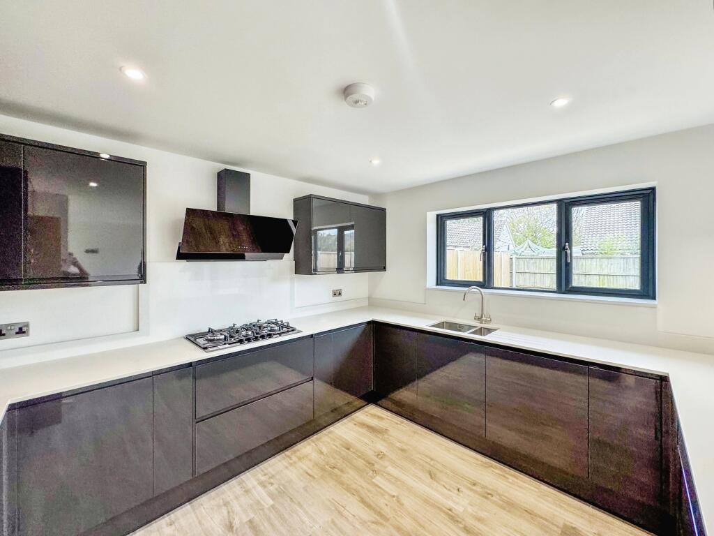 Additional image 6 of Swanbourne Road, Littlehampton, BN17