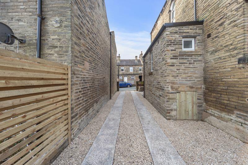 Additional image 31 of South Parade, Cleckheaton