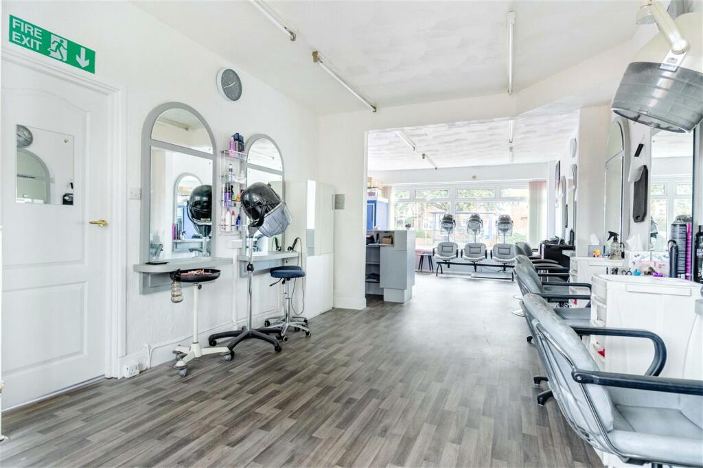 Additional image 3 of 12 Crabtree Lane, Lancing, West Sussex, BN15