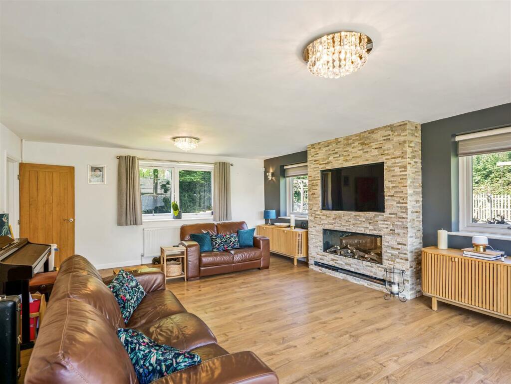 Additional image 5 of Verwood Road, Three Legged Cross