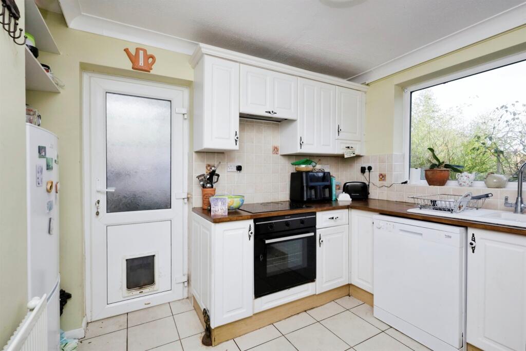 Additional image 9 of Cresta Close, Polegate