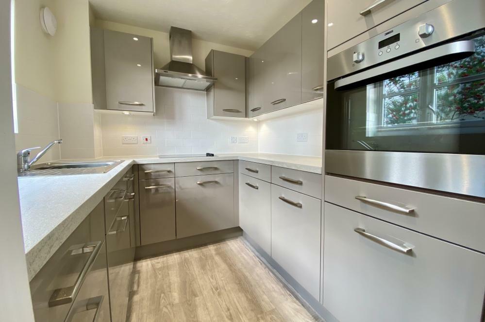 Additional image 9 of King Edgar Lodge, Ringwood, BH24 1DH