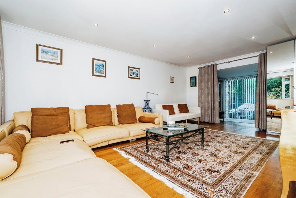 Additional image 24 of Cleveland Close, Worthing