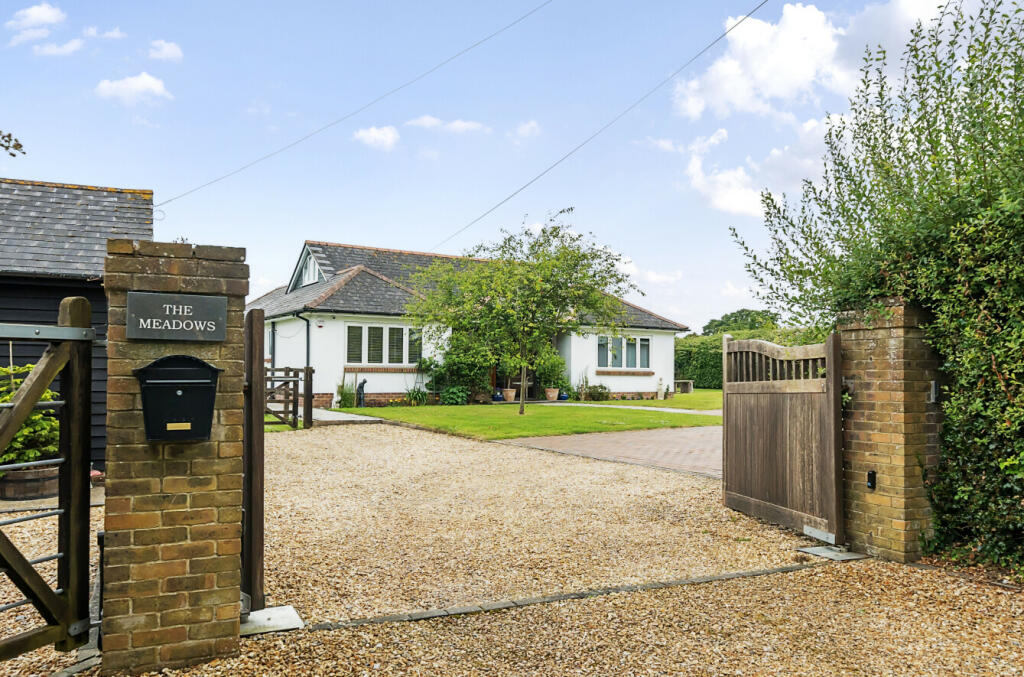 Additional image 21 of Tiptoe Road, New Milton, BH25