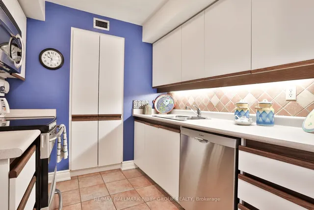 Additional image 19 of 80 Front St Unit 704