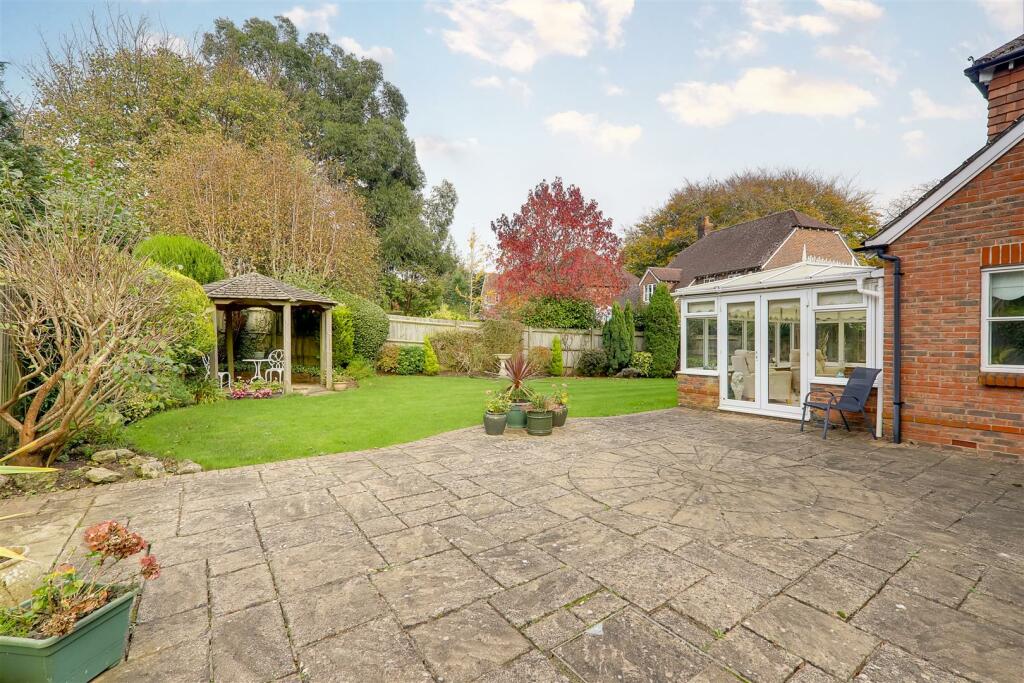 Additional image 21 of Swandean Close, Worthing