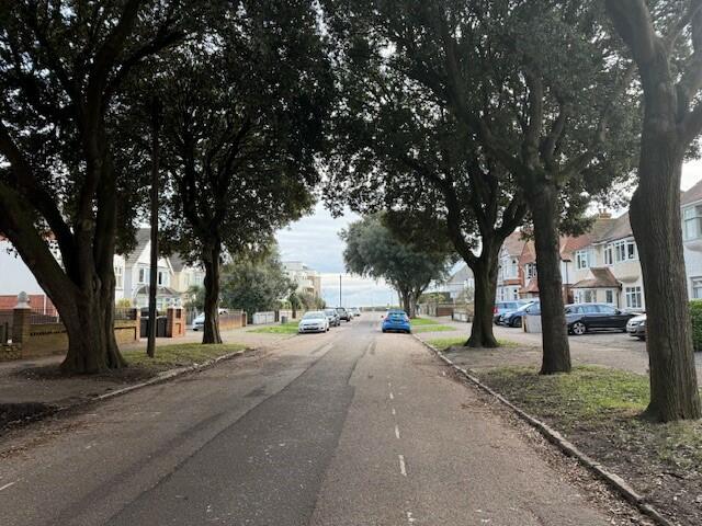 Additional image 7 of Grand Avenue