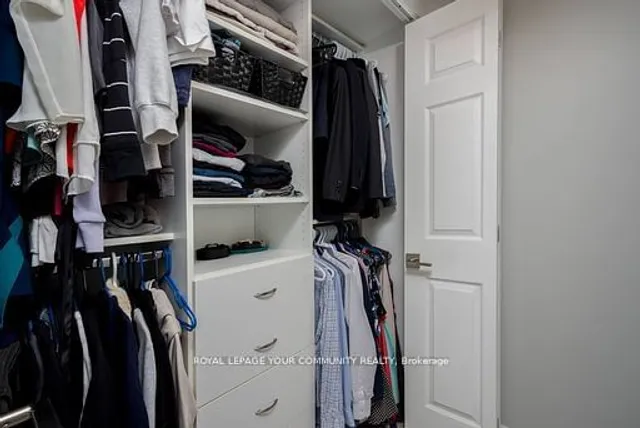 Additional image 25 of 565 Wilson Ave Unit 421