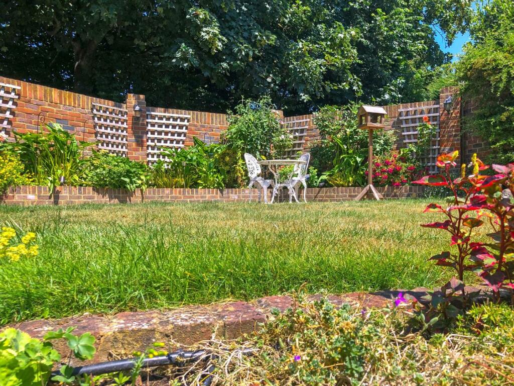 Additional image 31 of Manor Road, Lancing