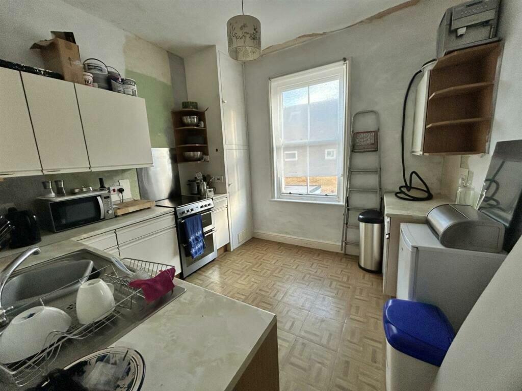 Additional image 6 of Latimer Road, Eastbourne, East Sussex, BN22 7BL
