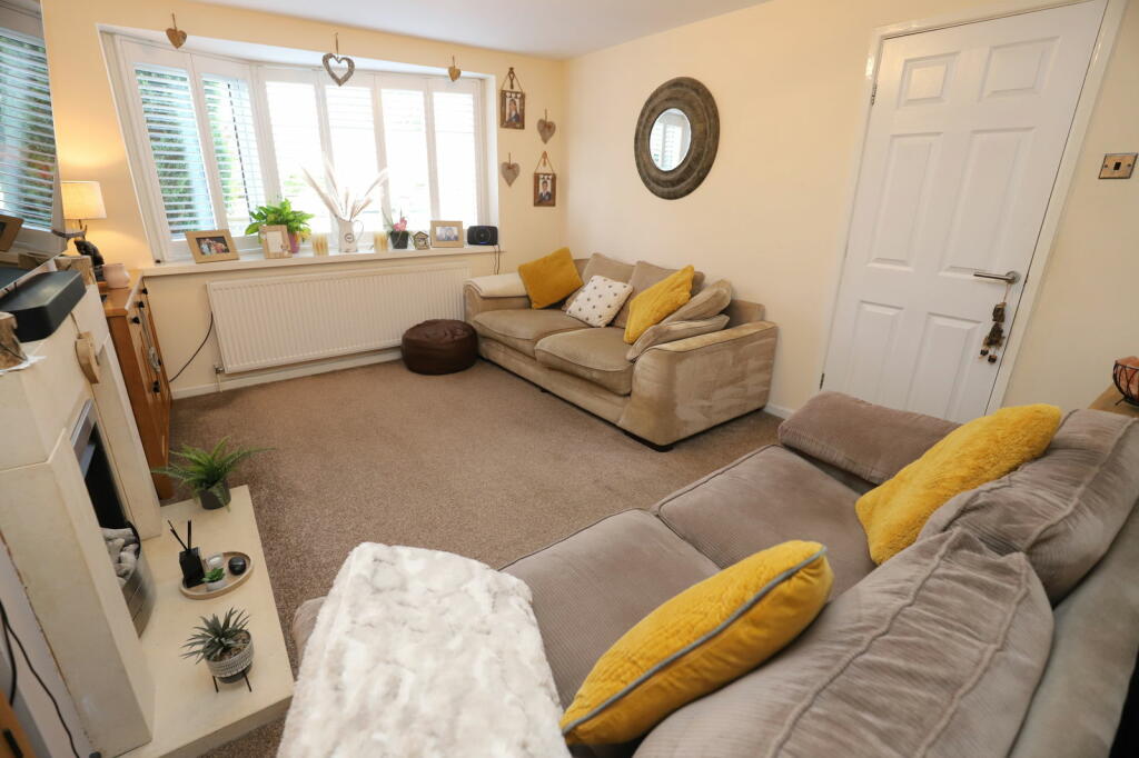 Additional image 3 of Fieldhead Avenue, Bury, BL8 2LZ