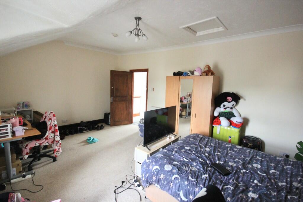 Additional image 5 of Holdenhurst Road, Bournemouth, Dorset, BH8