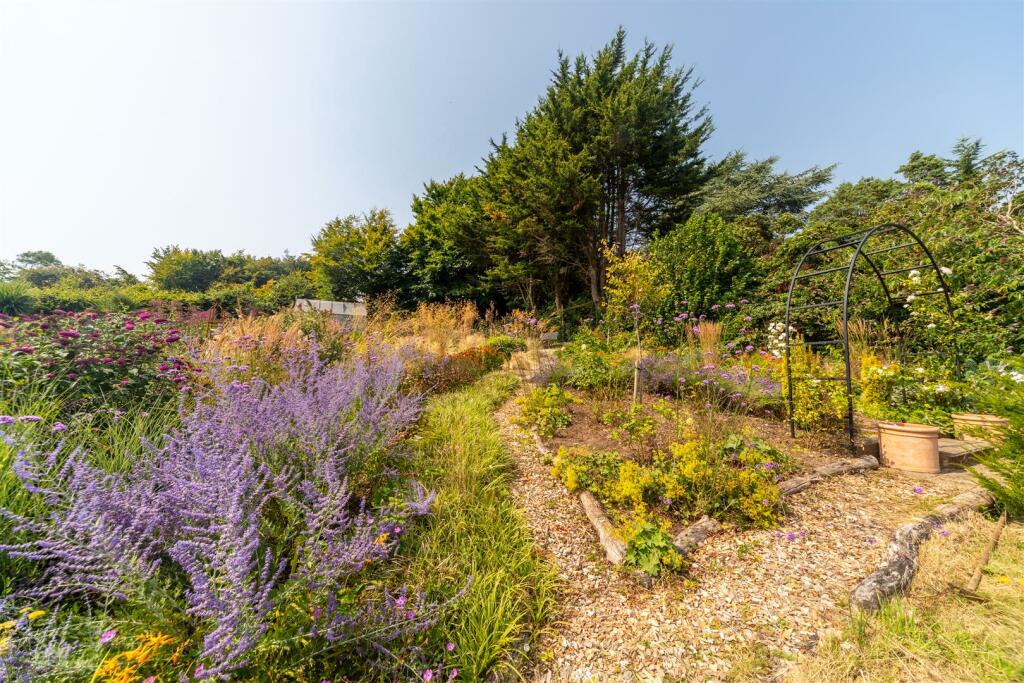 Additional image 20 of Woodland Drive, Hove