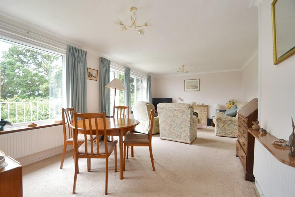 Additional image 3 of Broadstone