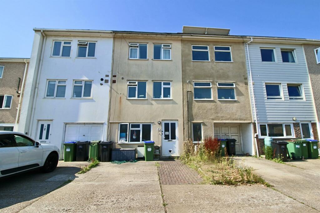 Additional image 10 of Marine Parade, BN25