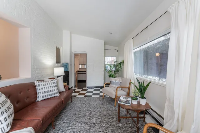 Additional image 18 of 141 Dovercourt Rd