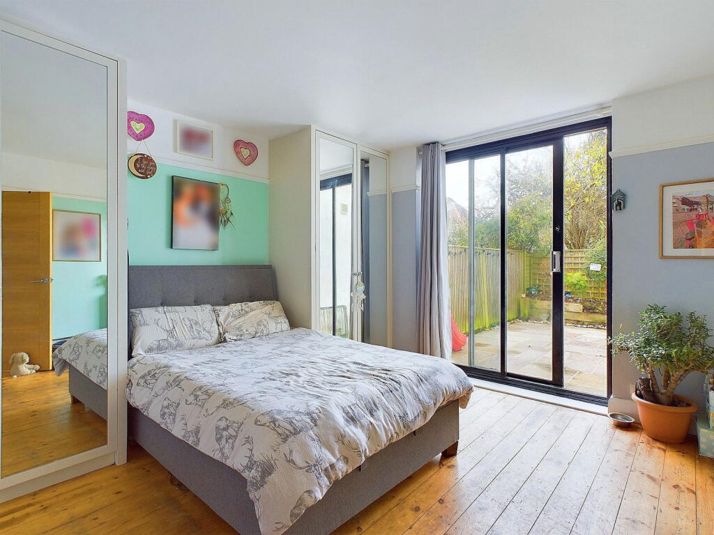 Additional image 8 of Aglaia Road, Worthing, BN11