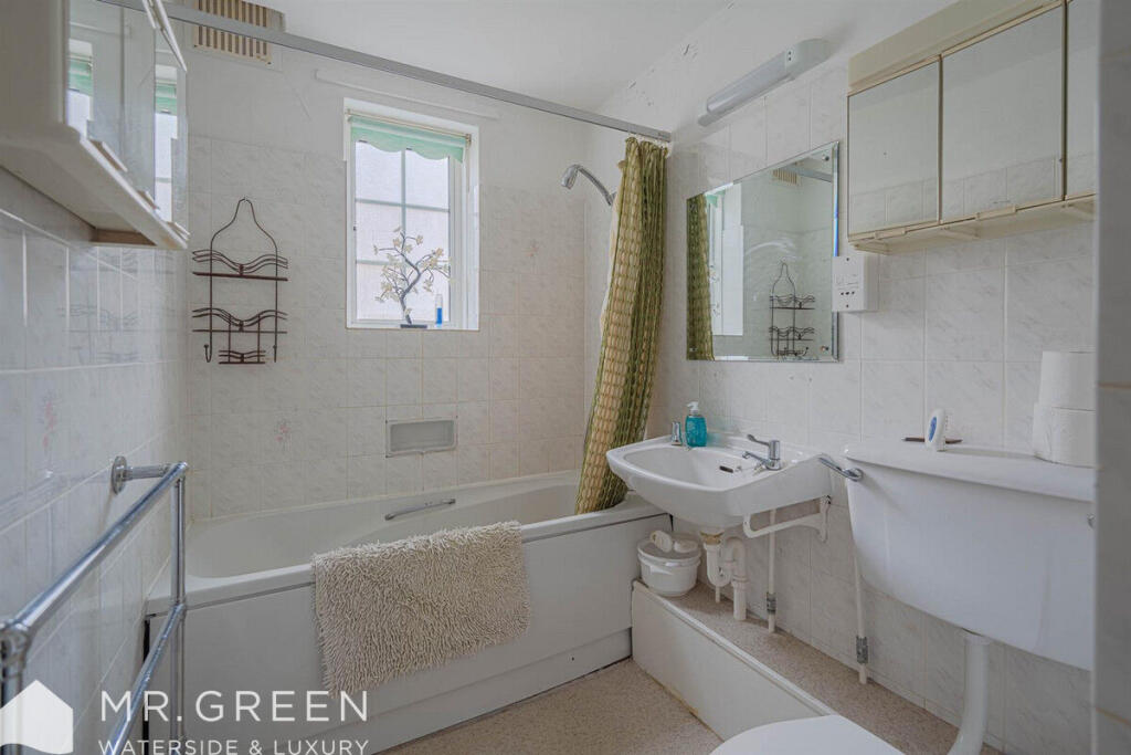 Additional image 9 of Sea Road, Bournemouth, BH5