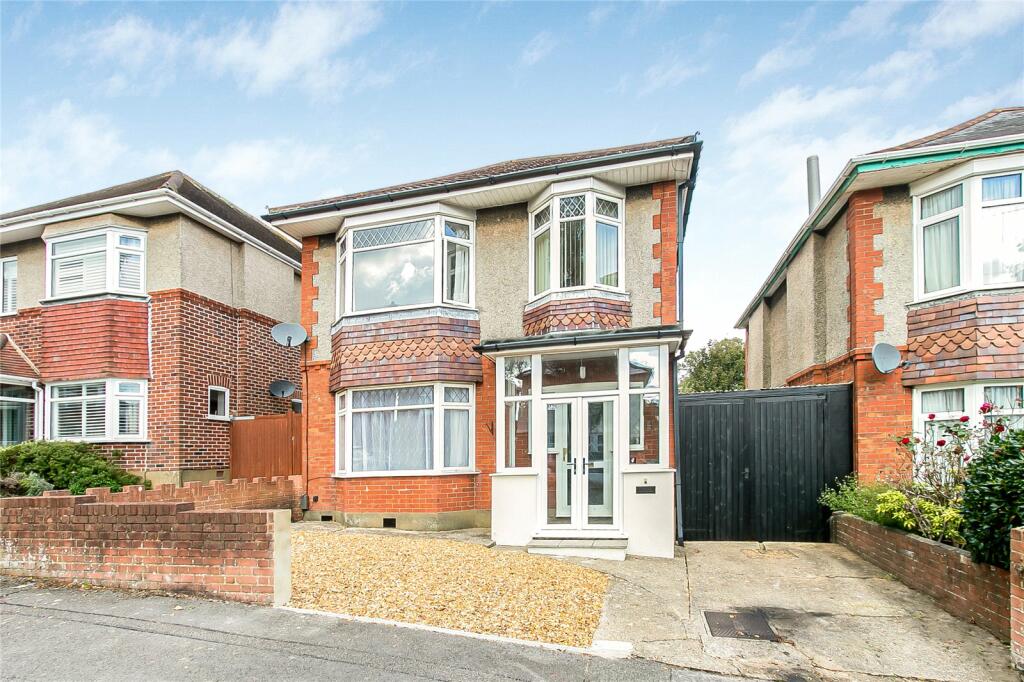 Petit Road, Moordown, Bournemouth, BH9