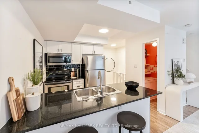 Additional image 12 of 8 Florence Wyle Lane Unit 3