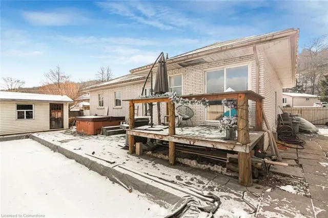 Additional image 40 of 41 Brentwood Dr