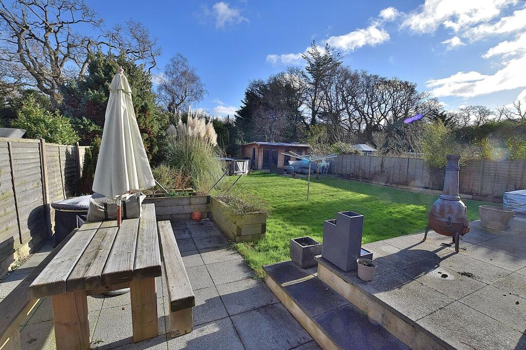 Additional image 13 of Barton Court Avenue, Barton On Sea, New Milton, Hampshire. BH25 7EP