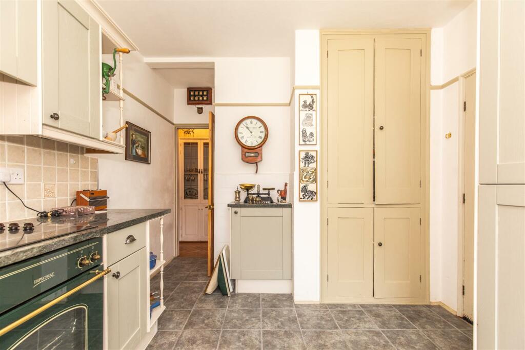 Additional image 23 of Manor Way, Eastbourne, BN20 9BN