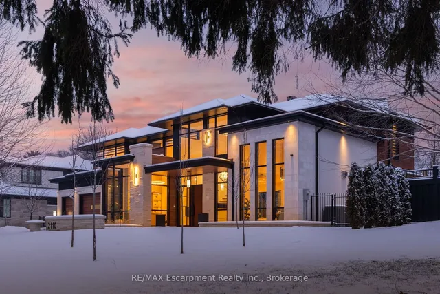 Additional image 39 of 2110 Blyth Cres