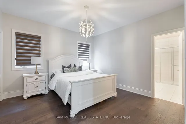 Additional image 23 of 249 Agro St