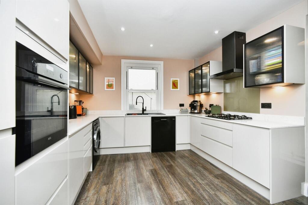 Additional image 11 of Sutherland Road, Brighton