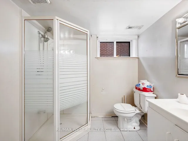 Additional image 25 of 4 Allen Ave