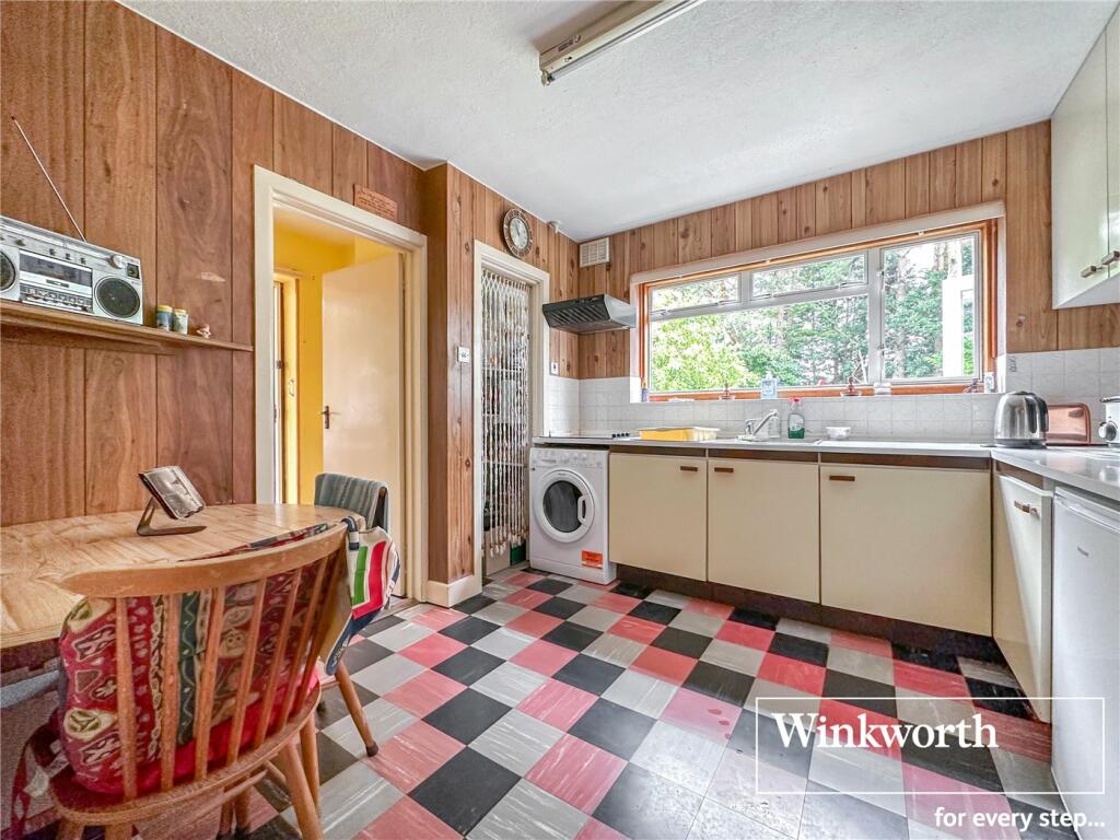 Additional image 6 of The Avenue, West Moors, Ferndown, Dorset, BH22