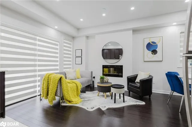 Additional image 6 of 3951 Koenig Rd