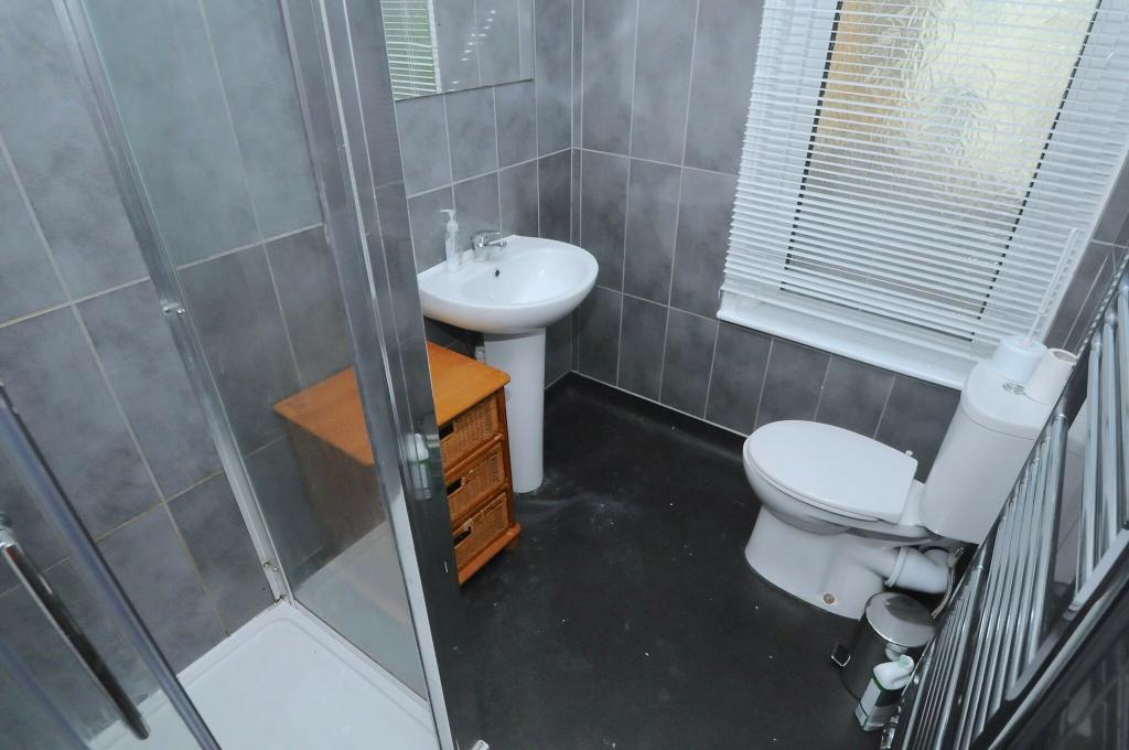 Additional image 8 of 4 Bed Student House on Waterloo Road - SEE VIDEO TOUR