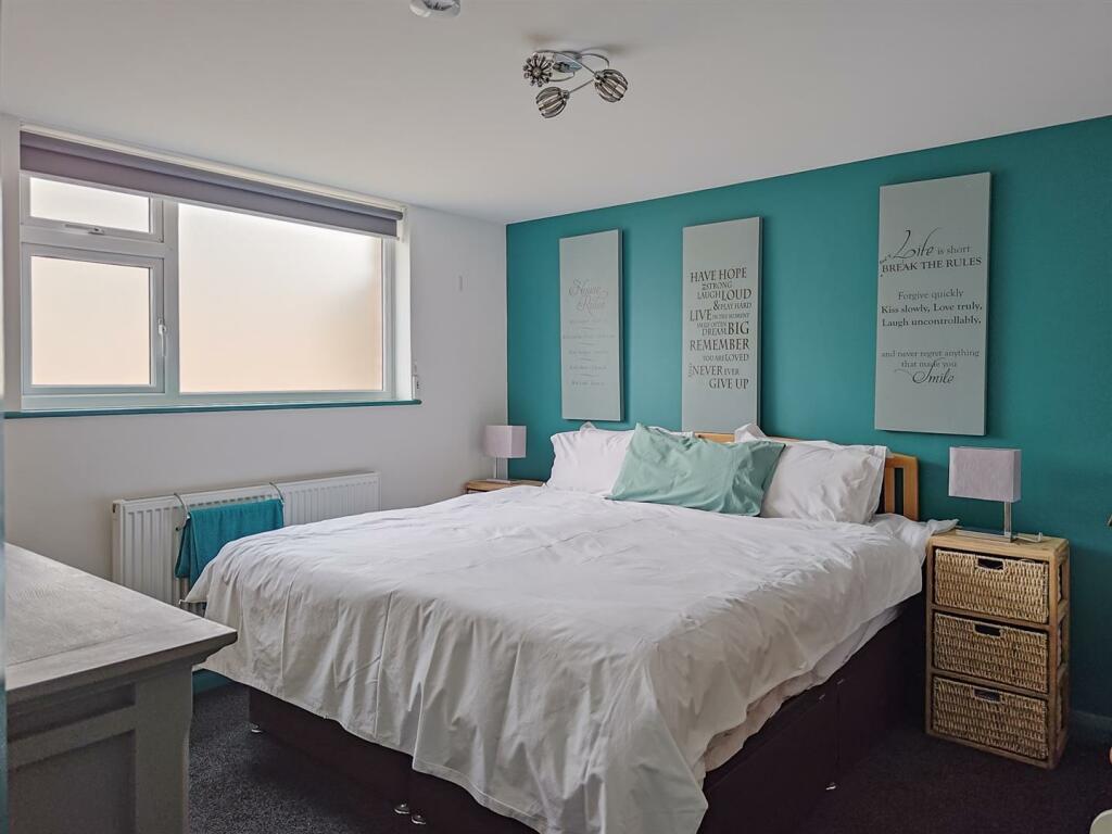 Additional image 19 of SEAFORD SEAFRONT