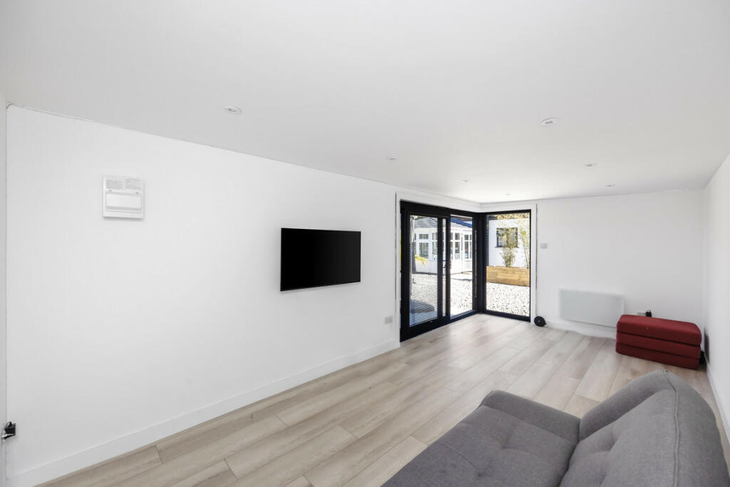 Additional image 14 of Marine Crescent, Goring-by-sea, BN12