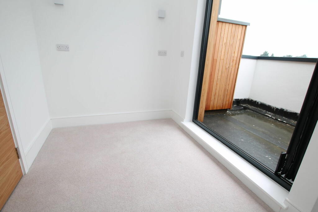 Additional image 8 of Caxton House, Ham Road, Shoreham-by-Sea
