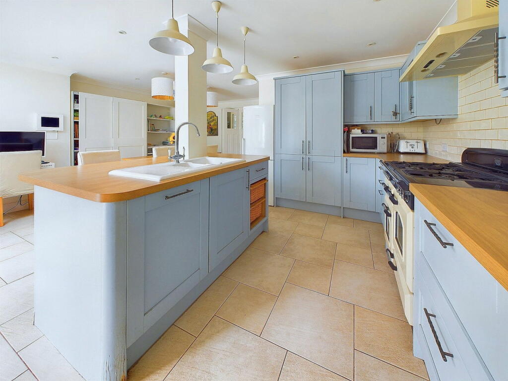 Additional image 8 of Buckingham Road, Shoreham by sea