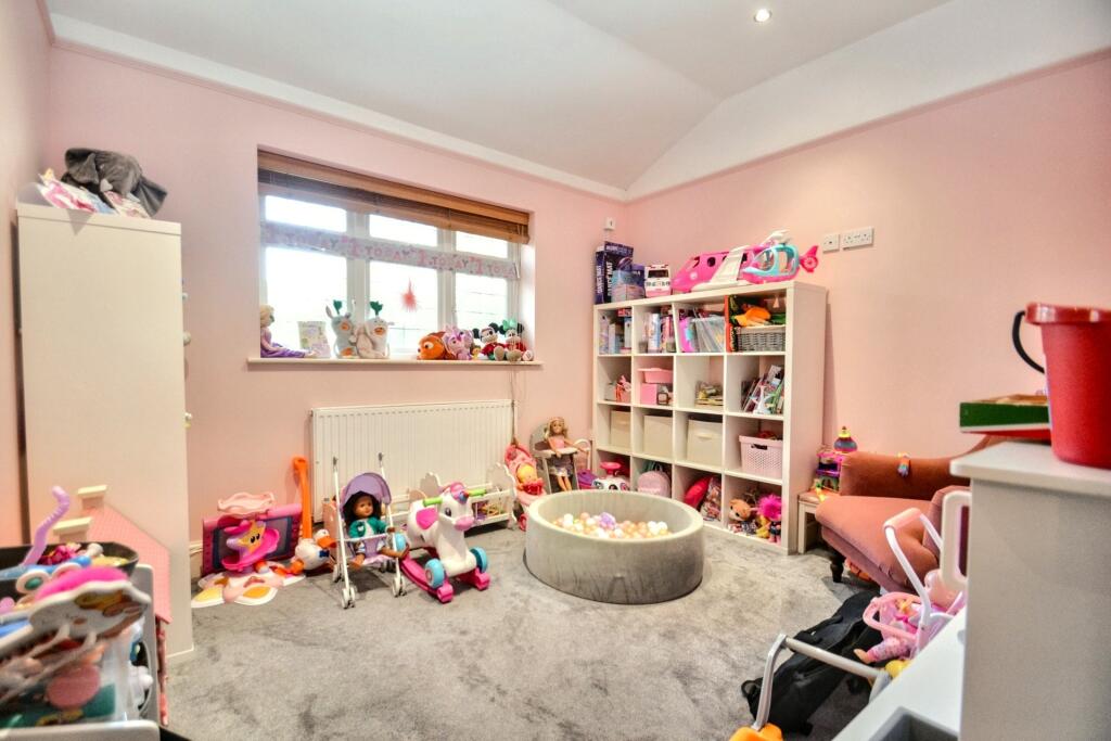 Additional image 11 of Broadstone