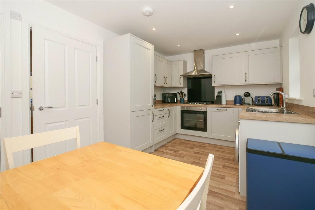 Additional image 11 of Hutton Hall Drive, Bradford, West Yorkshire, BD2