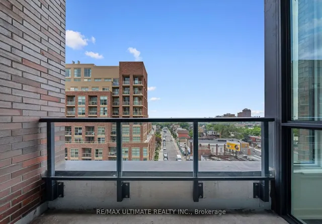 Additional image 12 of 1808 St Clair Ave Unit 209