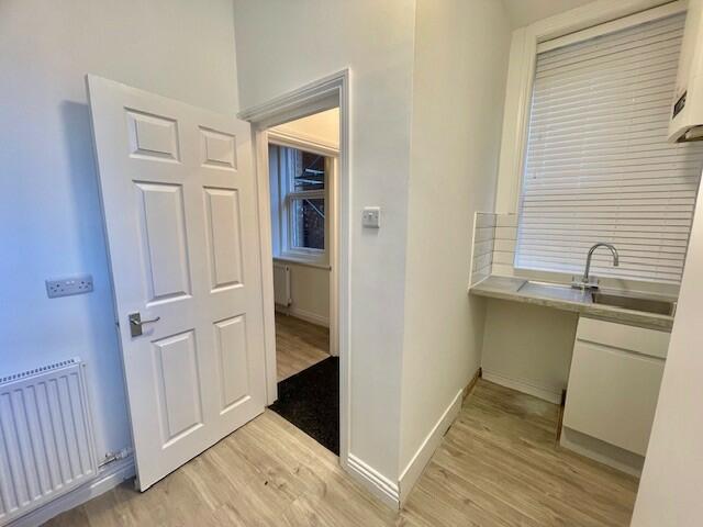 Additional image 5 of Sea Road