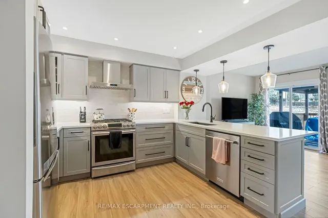 Additional image 15 of 51 Thames Way