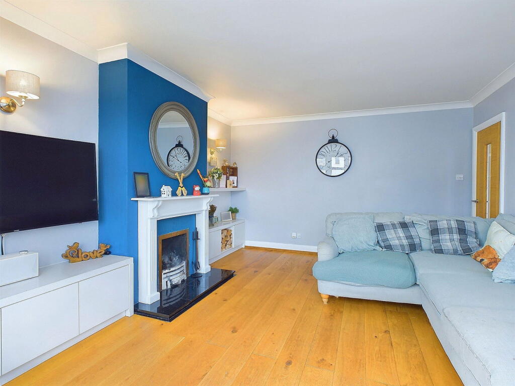 Additional image 4 of Aglaia Road, Worthing, BN11