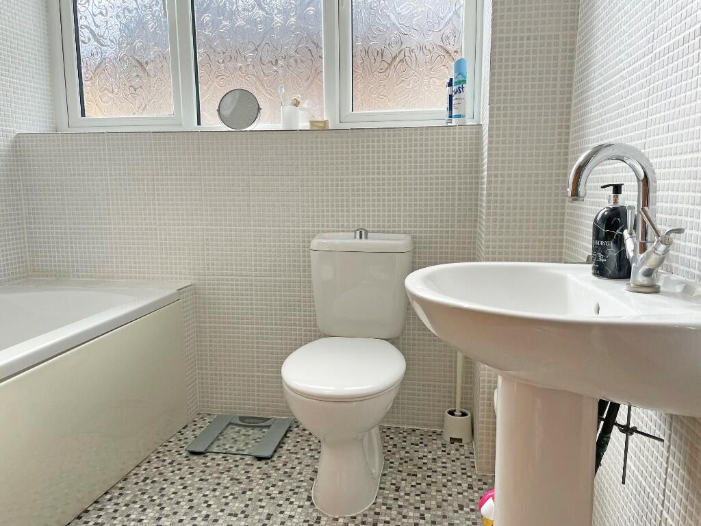 Additional image 11 of Crespin Way - BN1