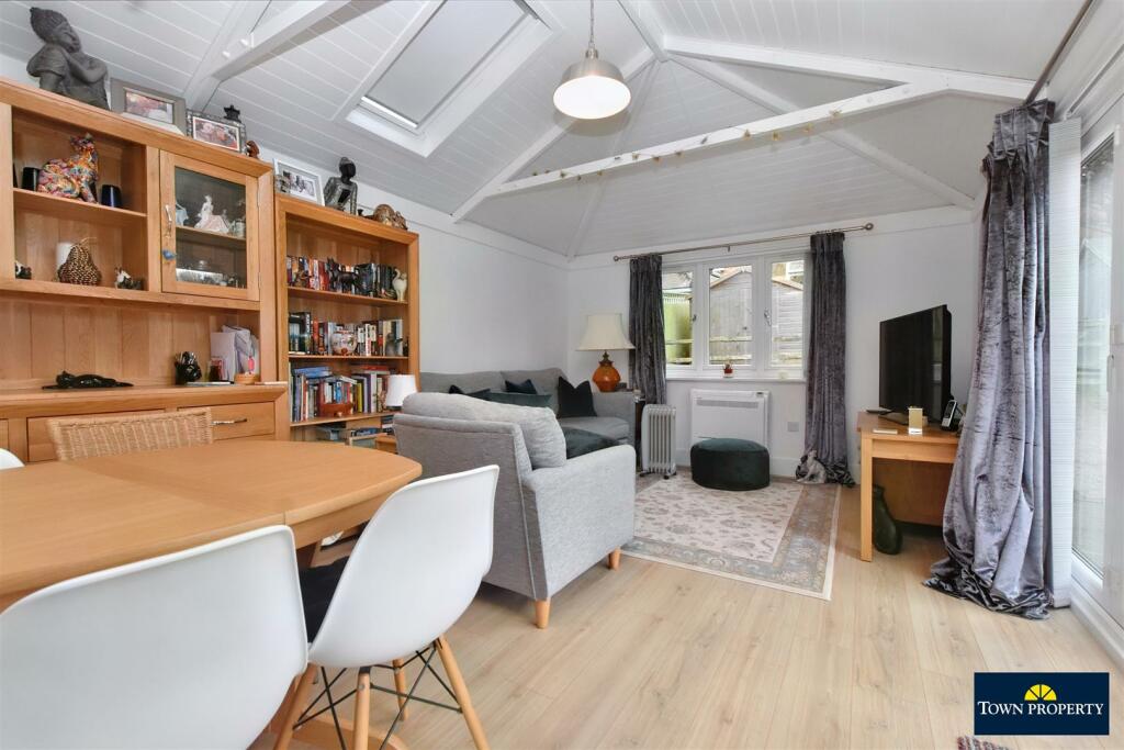 Additional image 17 of Wish Hill, Eastbourne