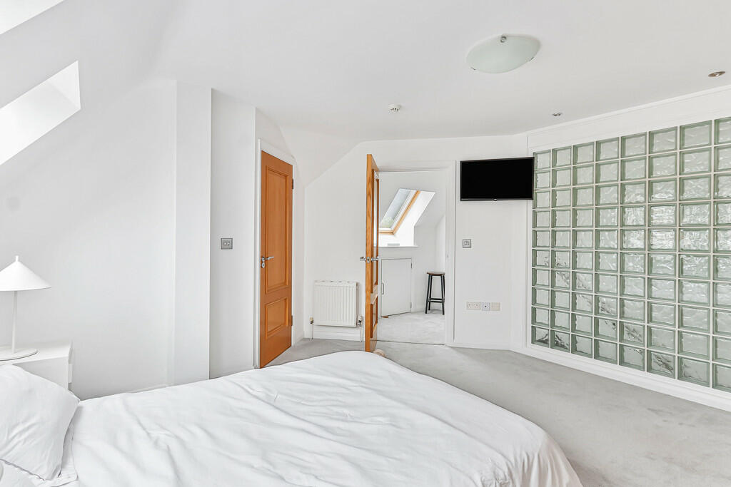 Additional image 11 of Aspects, 1  Wyndham Road, Lower Parkstone