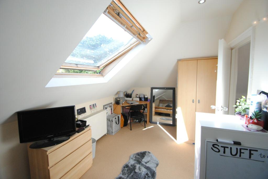 Additional image 3 of 2 Bed Flat in Central - Rushton