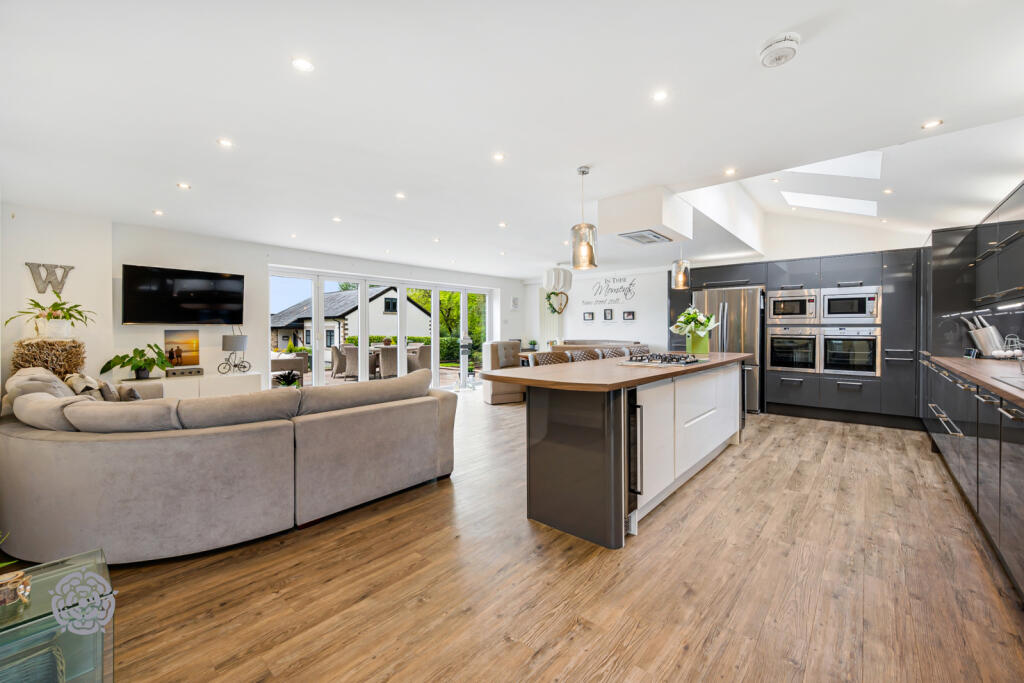 Additional image 61 of Hunt Fold House, Greenmount, Greater Manchester, BL8 4QE