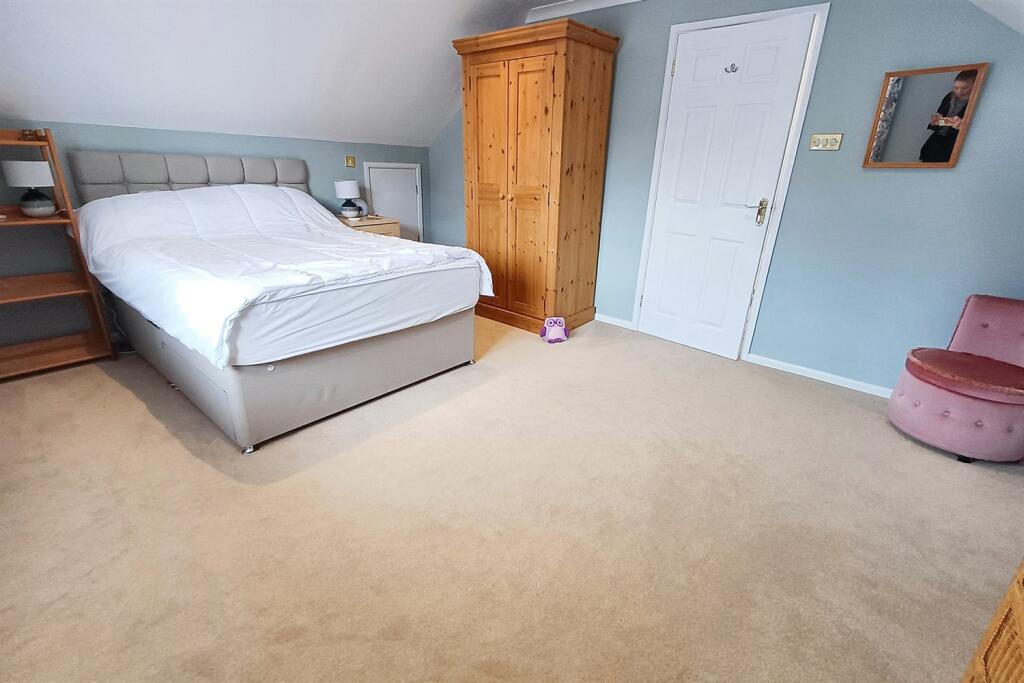 Additional image 16 of Verwood